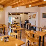 Ada Bed and Breakfast