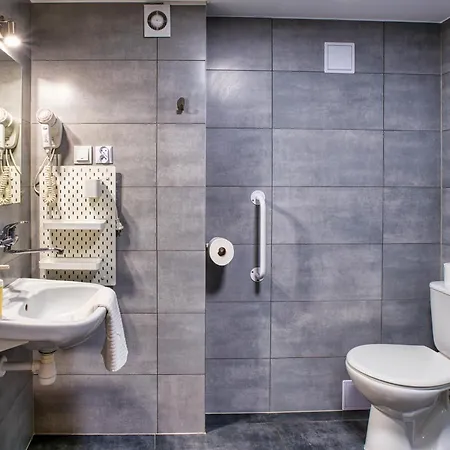 Oda ve Kahvaltı Ada