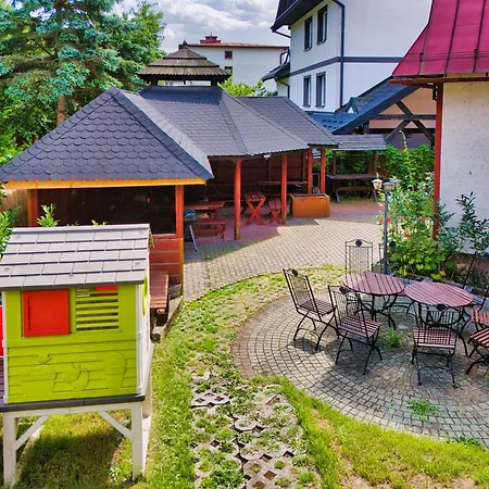 Ada Bed and Breakfast 3*